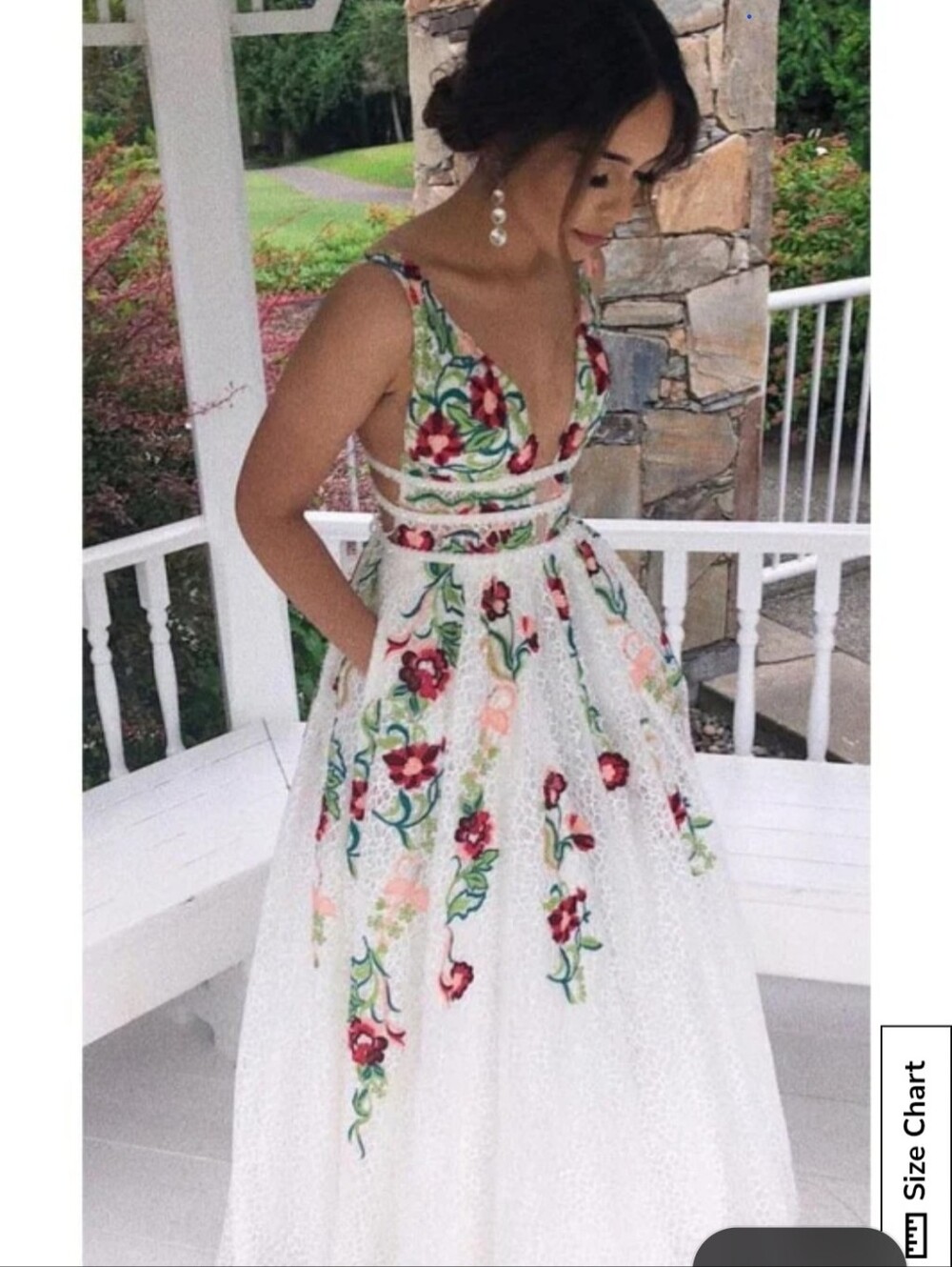 White Floral Embroidered V-Neck Bridal Gown see pics for measurements